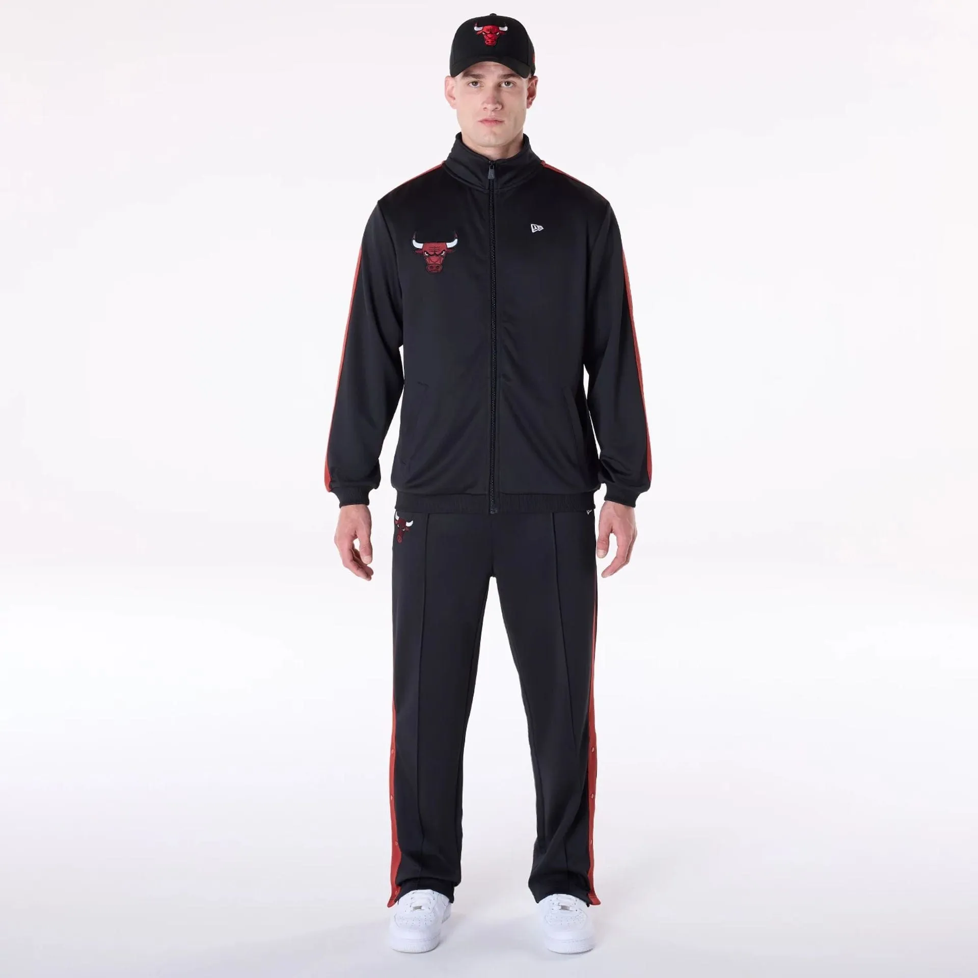 Chicago Bulls NBA Black Track Jacket NEW ERA