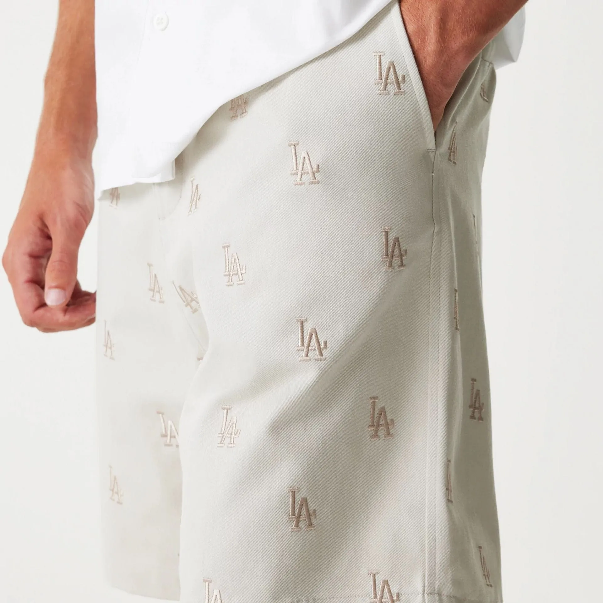 LA Dodgers MLB Monogram Cream Shorts NEW ERA