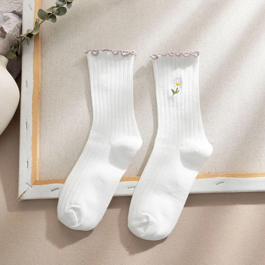 Marin White Daisy Socks
