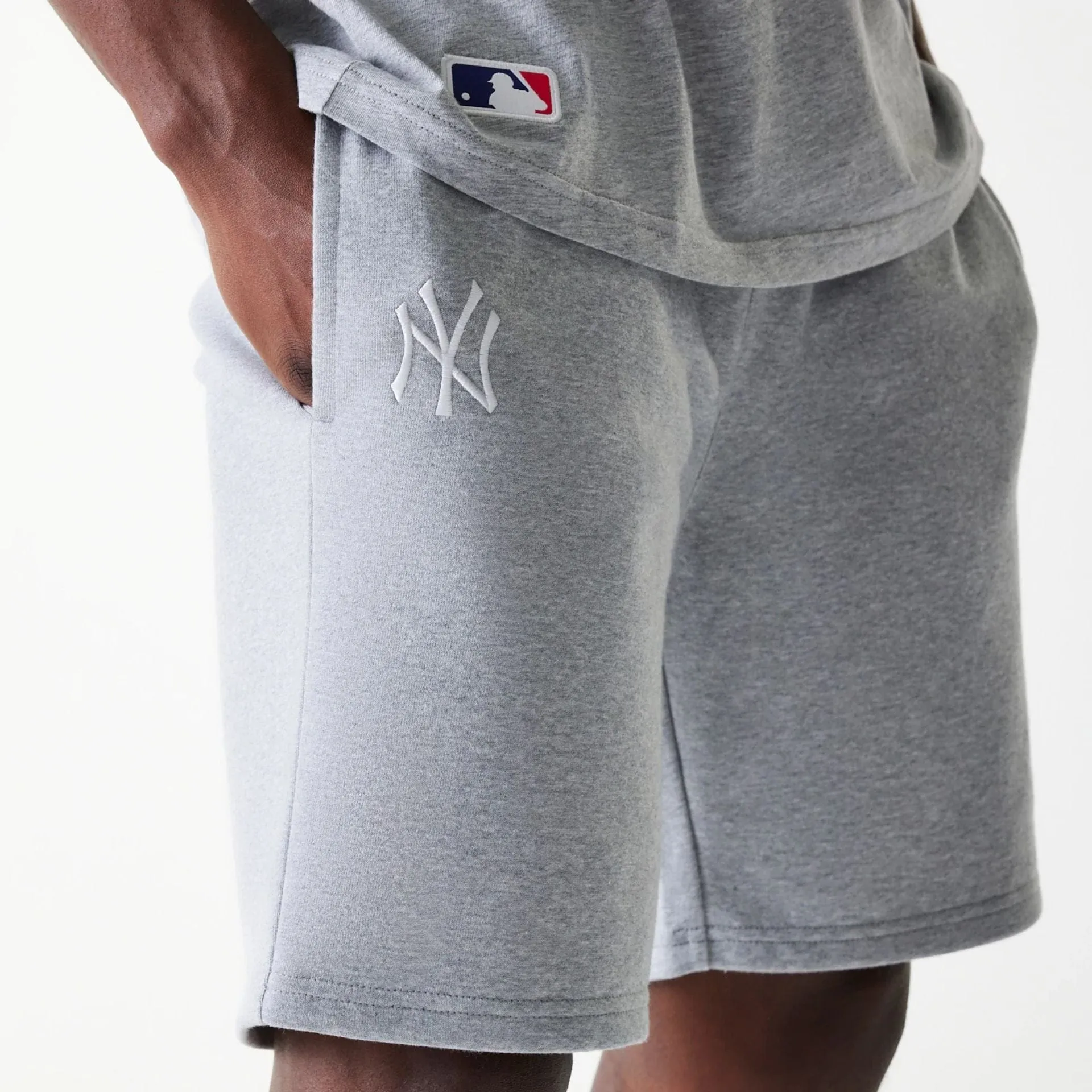 New York Yankees MLB League Essential French Terry Grey Shorts NEW ERA