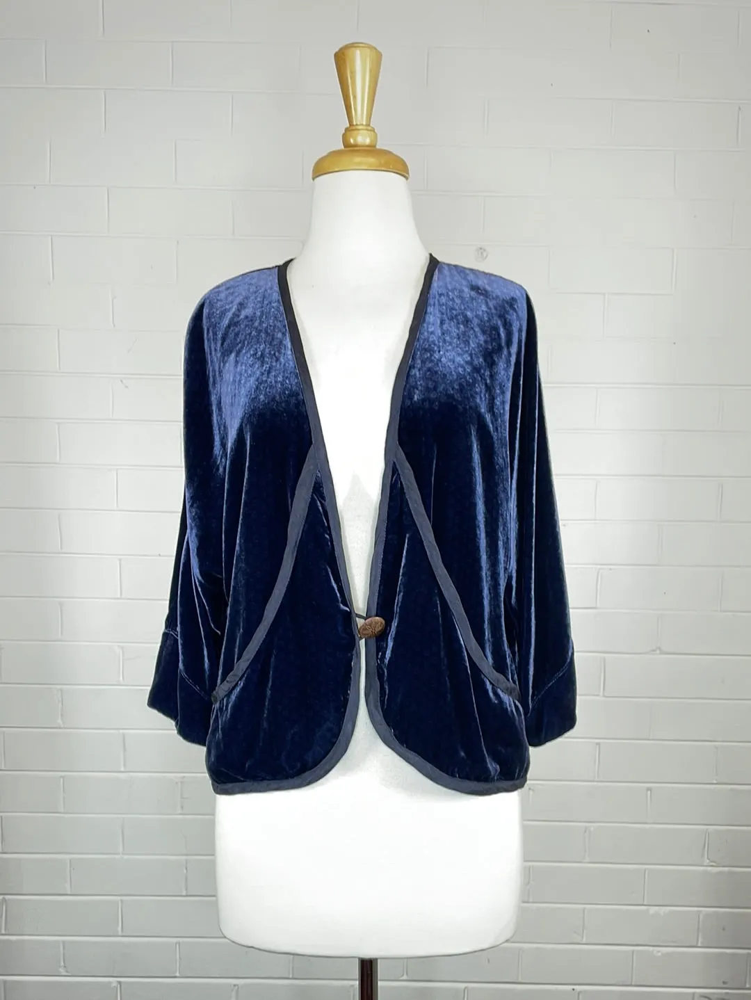 Saga | New Zealand | jacket | size 10 | single breasted